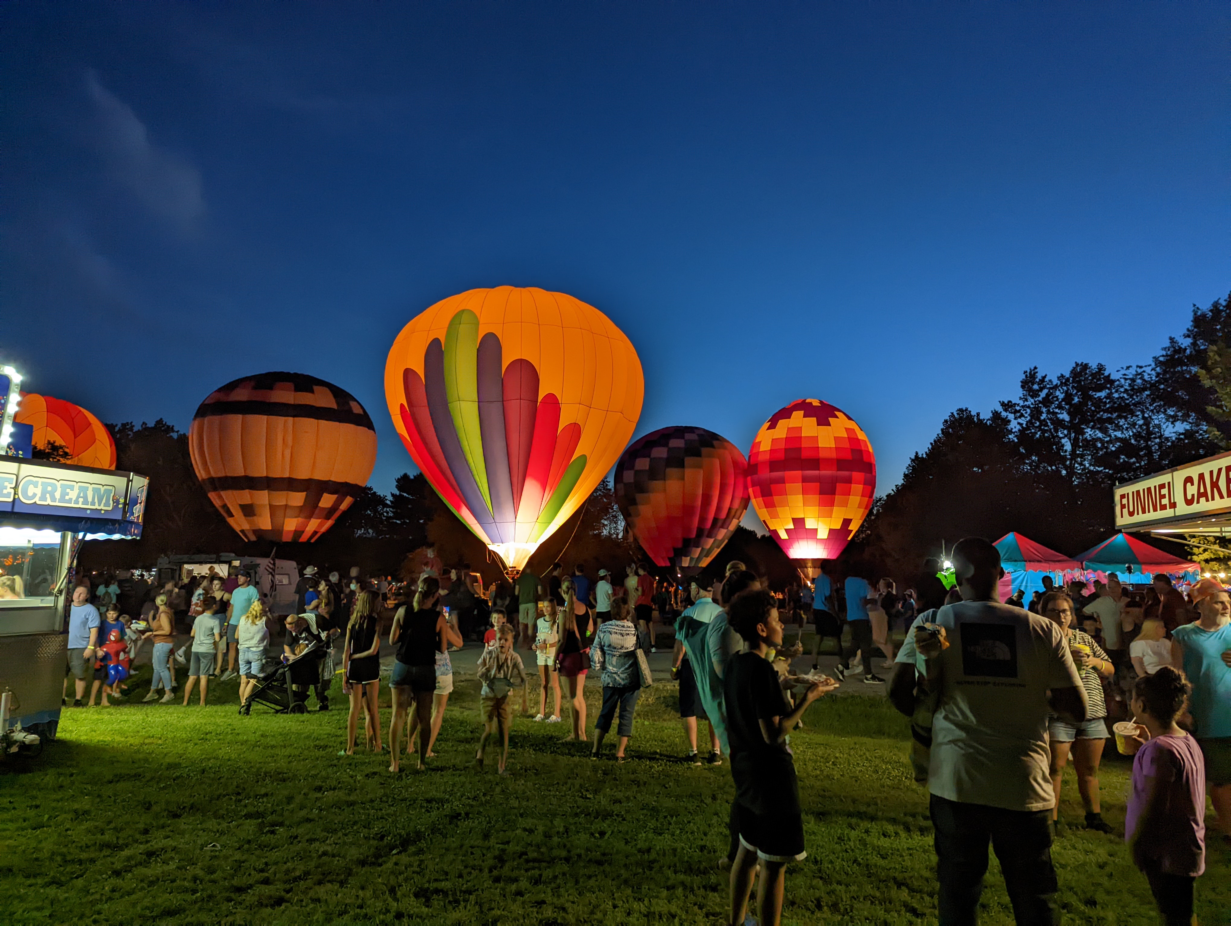 Centralia Balloon Fest Offers Family Entertainment for the Day or the Weekend